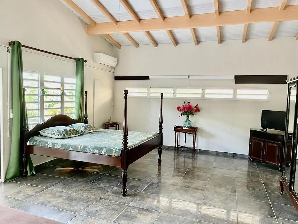Villa De Luxe En Bord De Mer Avec Piscine Le Vauclin