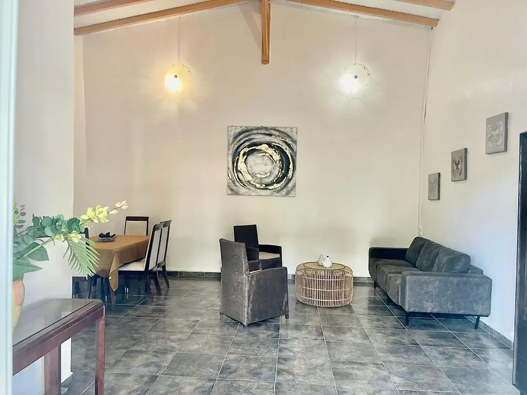 Villa De Luxe En Bord De Mer Avec Piscine Le Vauclin Martinique