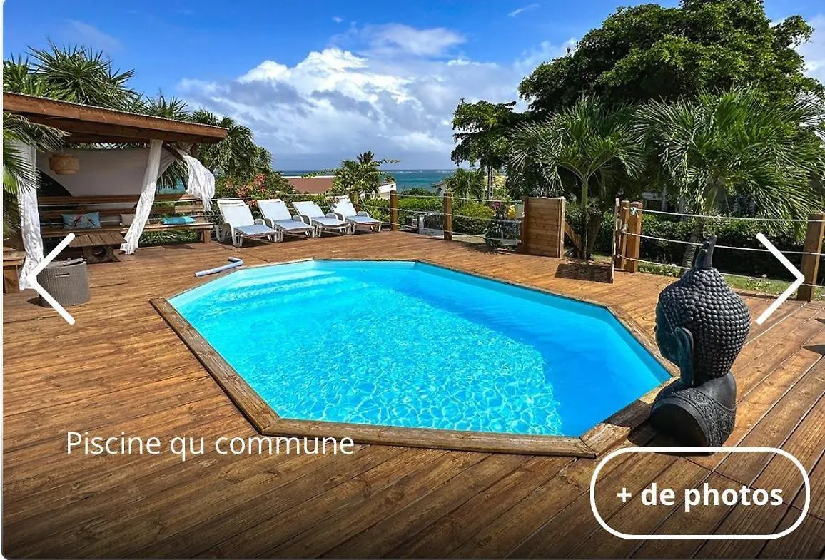 Villa De Luxe En Bord De Mer Avec Piscine contacts